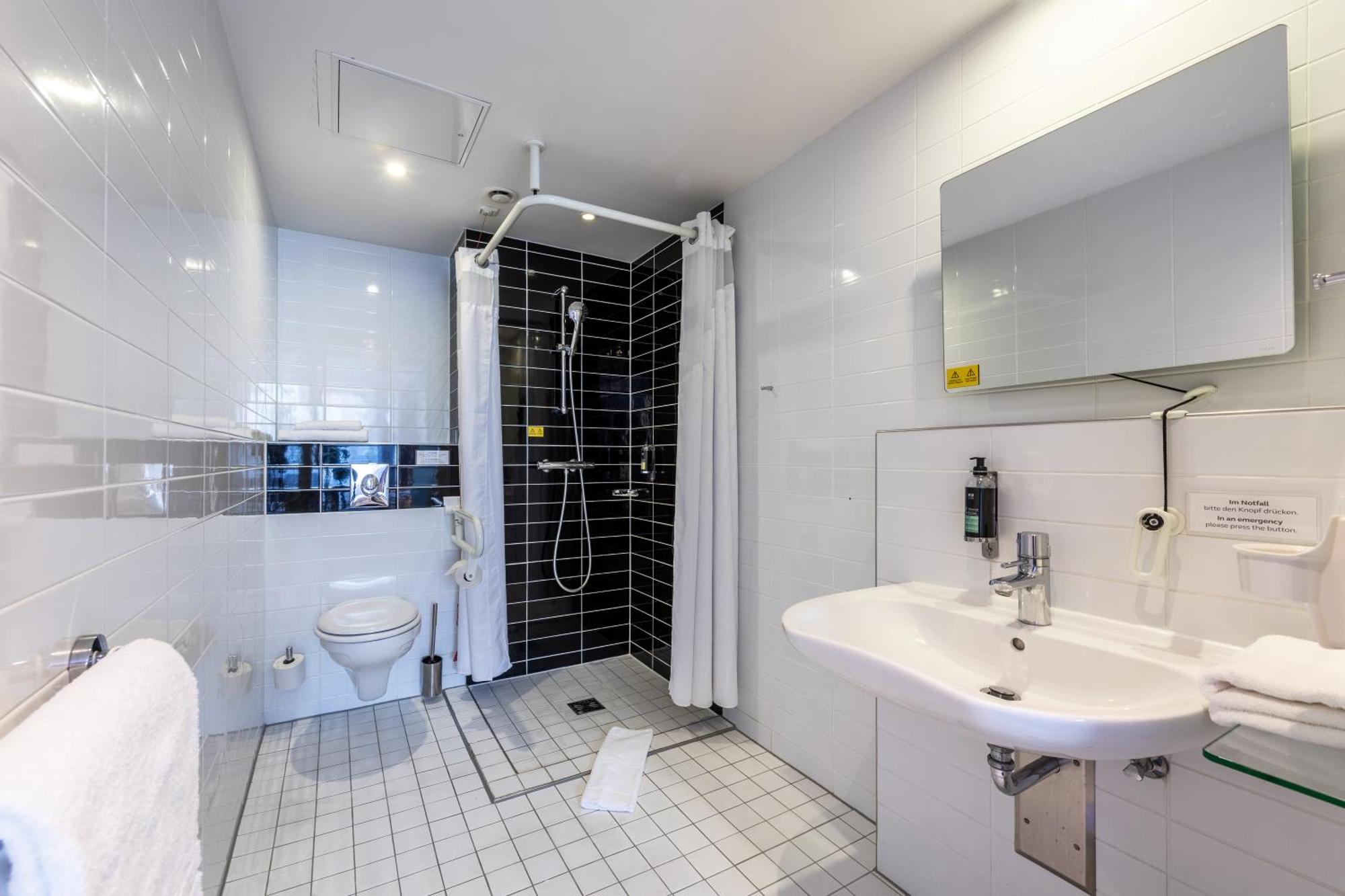 Premier Inn Hamburg City Millerntor Eksteriør bilde
